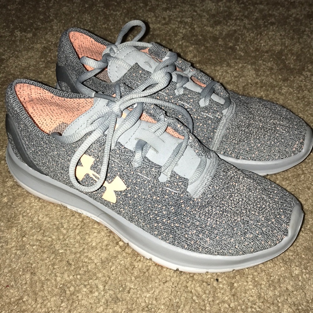 Under Armour Speed foam sneakers